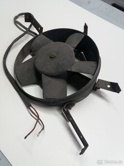 BMW E21 E10 E12 - M10 - Náhradní Díly 1 - 2