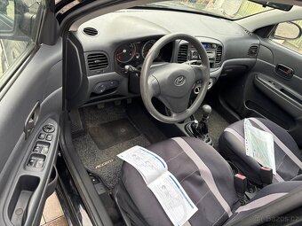 Hyundai Accent 1,4i, r. 2010, 105.tkm, klima - 2