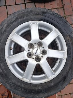 215/65R16 5x112 vnitřní průměr 57,1 mm - 2