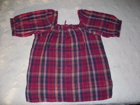 kostkovaná halenka, kratasy,čepice - 2