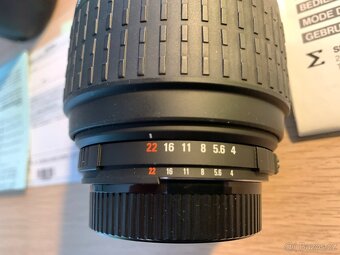 Teleobjektív SIGMA AF-MF ZOOM LENS 70-300mm F4-5.6DL MACRO - 2