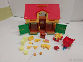 Farma, domeček s traktorem a se zvířátky - 2