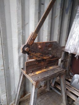 Nůžky na plech - 2