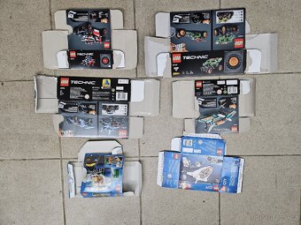 Prodám pouze krabičky Lego Technic a City - 2