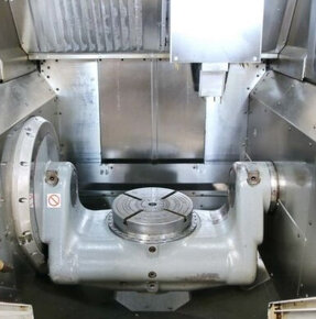 Obráběcí centra - pětiosá C 22 U - 2