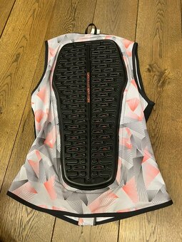 Chránič páteře / páteřák - 2