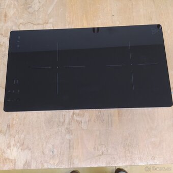 IVařič indukční dvouplotinkovy. Úplně funkční. - 2