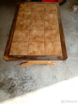 Stůl do obýváku - 2