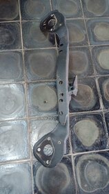 Vlečné oko BMW X5 E53 7019019 - 2