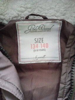 Zimní dívčí bunda vel. 134/140 - 2