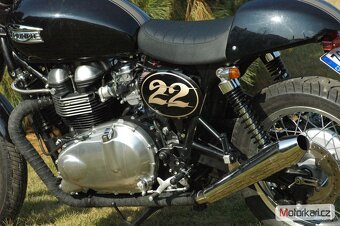 Triumph Thruxton 900 EFI - 2