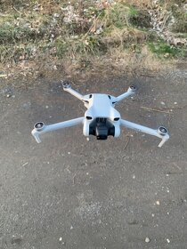 Dron DJI mini 3(nepoškozený) - 2