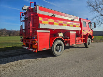 Hasičské Vozidlo MAN 18.285 4x4 r.v. 2002 8000 l voda - 2