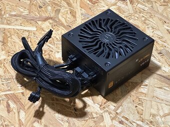 PC zdroj : EVGA SuperNOVA 750 GT - 2