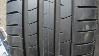 Letní pneu 225/40/19 Pirelli Run Flat - 2