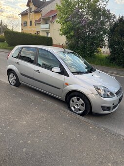 Ford Fiesta 1.4. 59 kW benzín - 2
