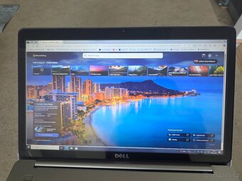 Notebook 17" Dell Inspiron 7737 stříbrný - 2