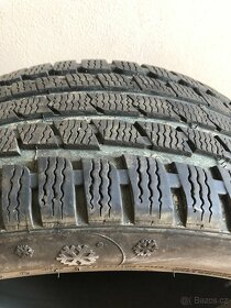 225/50/R17 - Kumho IZEN KW27 98V – zimni pneu - 2