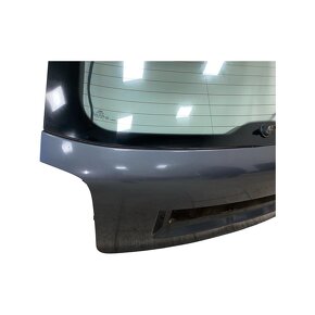 Páté dveře šedá metalíza LXZ Audi A3 8P třídveř. verze 2006 - 2