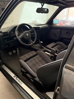 BMW e30 318is M-technic II - 2