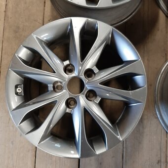 ALU disky Hyundai IX 35 6,5x16 ET48 rozteč 5x114,3 - 2