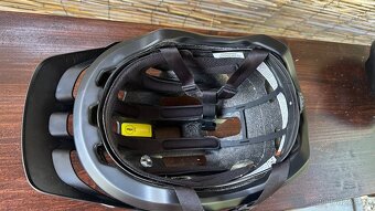 POC Axion Race MIPS uranium black XS (48-52) - 2