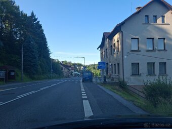 Pronájem prostor k podnikání - prodejna potravin - 2