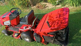 Zahradní traktor Countax C300H - 2