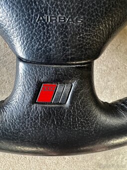 Volant audi s8 d2 - 2