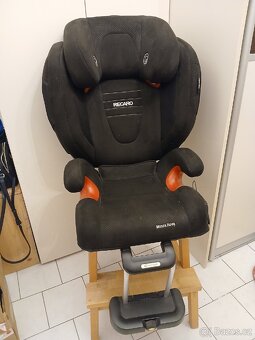 Autosedačka s opěrkou na nohy (nánožníkem) - 2