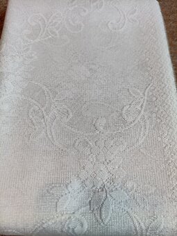 Záclona Majka š.340 x v.160cm nová české výroby - 2