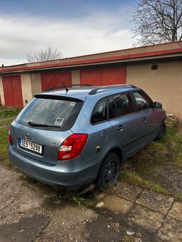 Škoda Fabia 2, 1.4 16V 63kw + LPG na náhradní díly. - 2