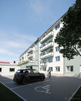 Jedinečná investiční příležitost přímo v centru Dvora K. - 2