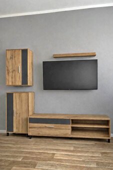 Obývací stěna + konferenční stolek - 2