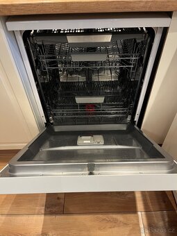 Myčka nádobí Amica MV 647 AW - 2