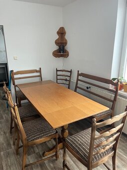 Stůl se židlemi za odvoz - 2