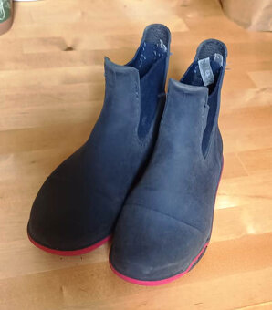 Dětská perka gumová a zimní vel. 28 - 2