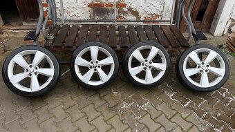 Original skoda 5x100 r17 - 2