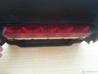 Přídavné brzdové světlo - 2