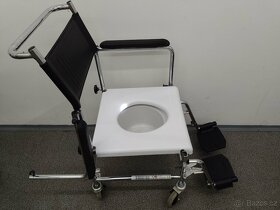 Toaletní židle pojízdná, zánovní stav. - 2