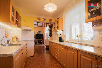 Prodej rodinného domu, 250 m², 6+2, Sobotovice - 2