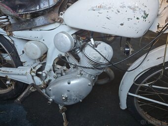 Benelli Pesaro 125 - 2