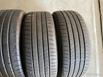prodám letní pneumatiky 225/55/17 Bridgestone a Toyo sada - 2