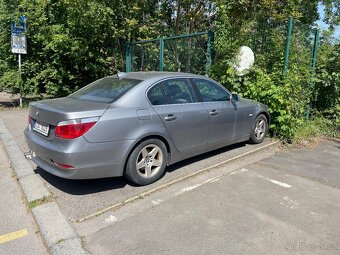 BMW e60 2.5 benzin r v 2005 automat - 2
