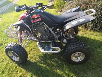 Yamaha raptor 660 - 2