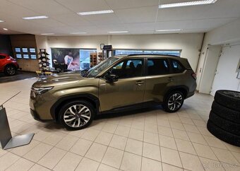 Subaru Forester 2.0 Touring nový model 2025 100 kw - 2