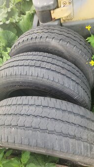 205/65r16 C - 2