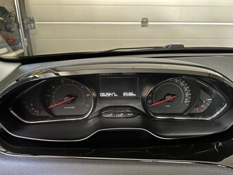 Peugeot 208, PureTech 1,2 edice STYLE - bezvadný stav - 2