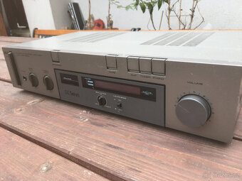 Zesilovač Akai AM-U 210 - 2