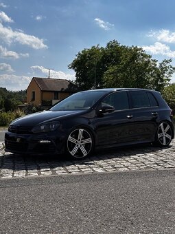 VW Golf VI R-Original / Manuál / 4x4 / KWV1 / SRS-TEC / R19 - 2
